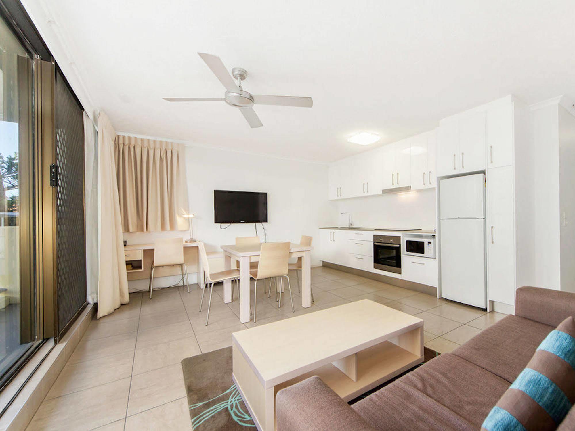 Broadbeach Travel Inn Apartments Gold Coast Luaran gambar